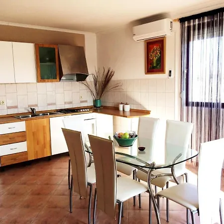 In 26798 Holiday home Donji Lepuri